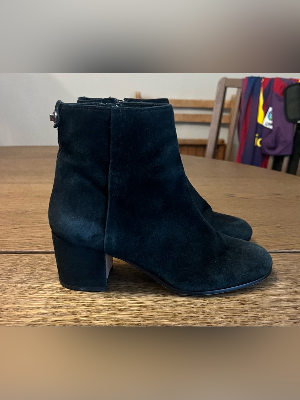 Coach Bonnie Black Suede Ankle Booties Women’s Size 7B Block Heel Turnlock